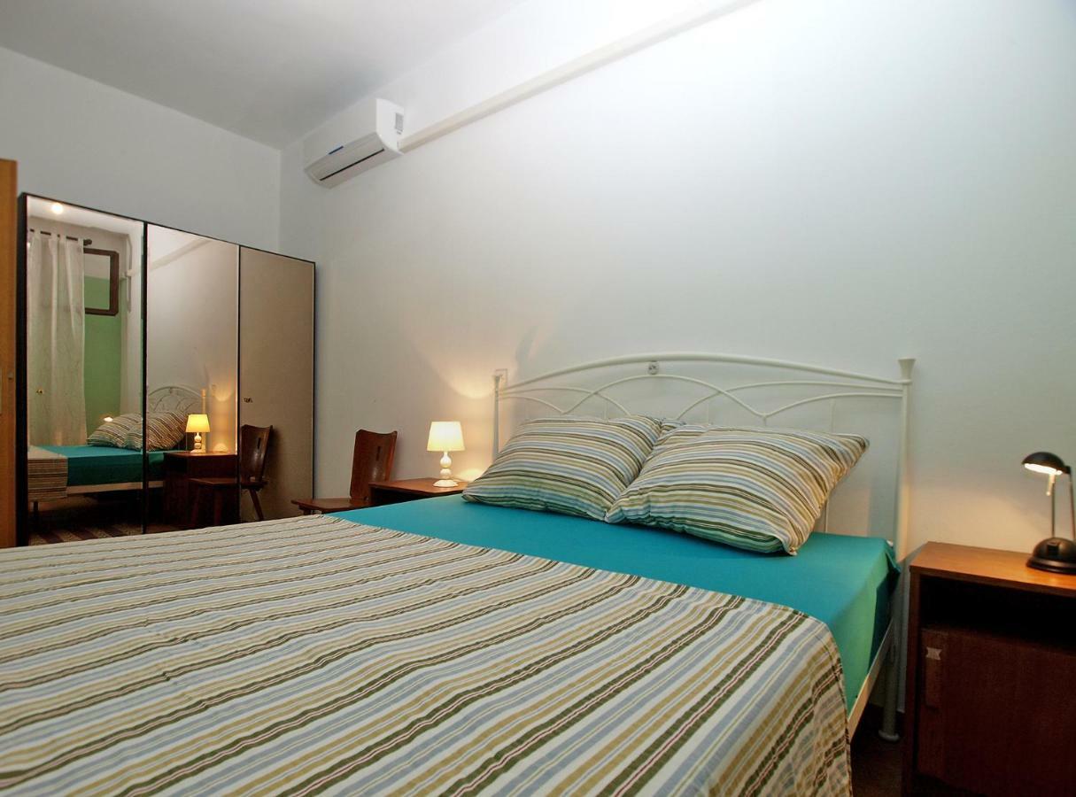 Apartments Kada 1571 Pula Luaran gambar
